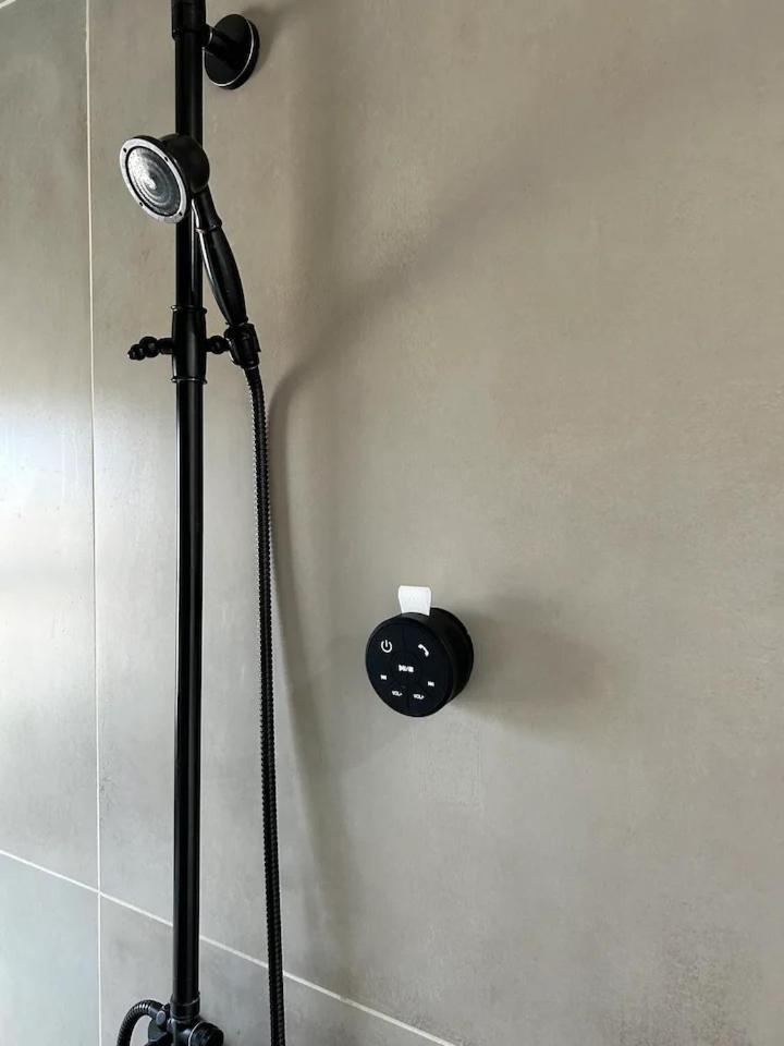 Serene Modern Home Backdoor With Great Wifi, Games, Movies, Patio Seating And Bbq Easy Access To North Joshua Tree National Park In 10 Minutes Twentynine Palms Luaran gambar