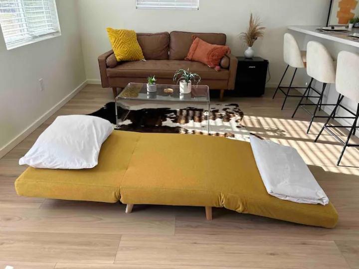Serene Modern Home Backdoor With Great Wifi, Games, Movies, Patio Seating And Bbq Easy Access To North Joshua Tree National Park In 10 Minutes Twentynine Palms Luaran gambar