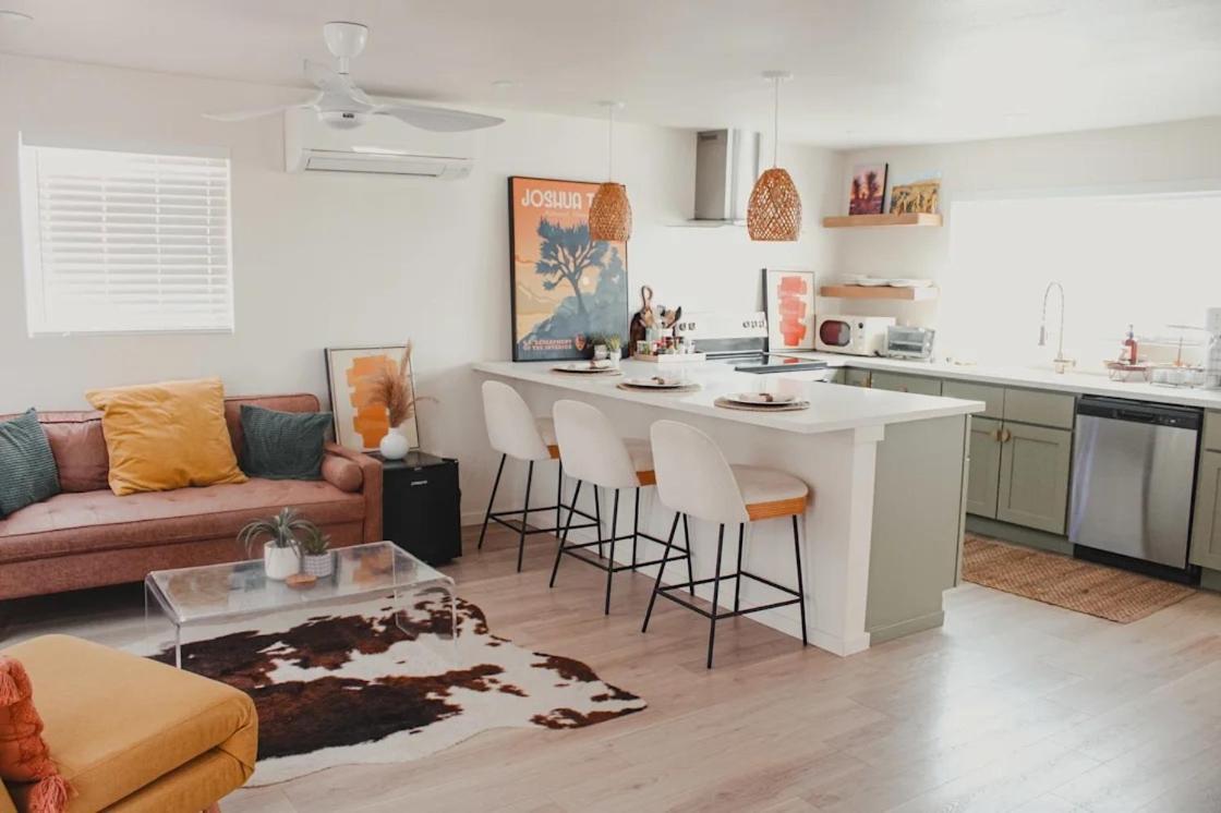 Serene Modern Home Backdoor With Great Wifi, Games, Movies, Patio Seating And Bbq Easy Access To North Joshua Tree National Park In 10 Minutes Twentynine Palms Luaran gambar